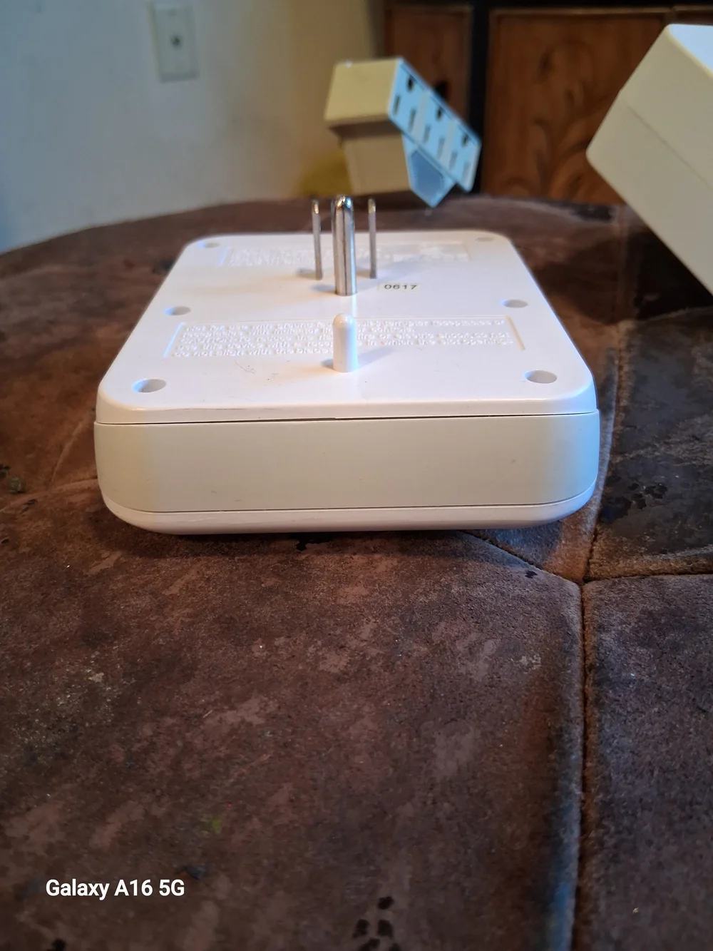 N/A compact white